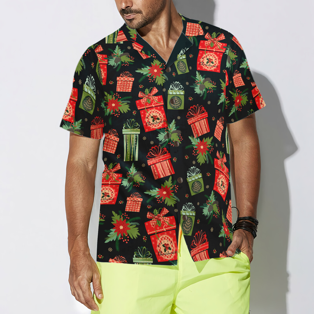 Hyperfavor Christmas Hawaiian Shirts, Chritmas Gift Pattern Shirt Short Sleeve, Christmas Shirt Idea Gift For Men And Women